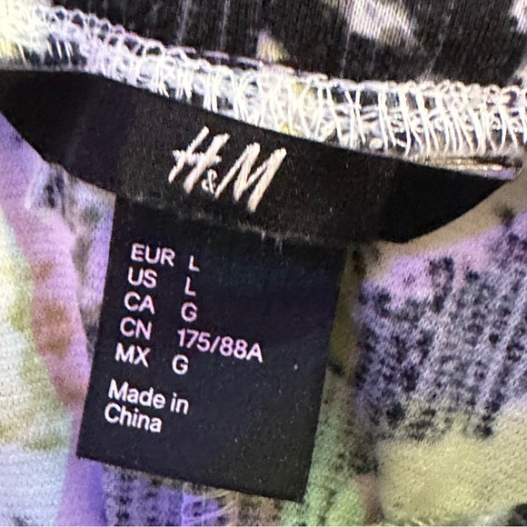 H&M Floral Print A-Line Skirt - Size Large - Picture 2 of 2